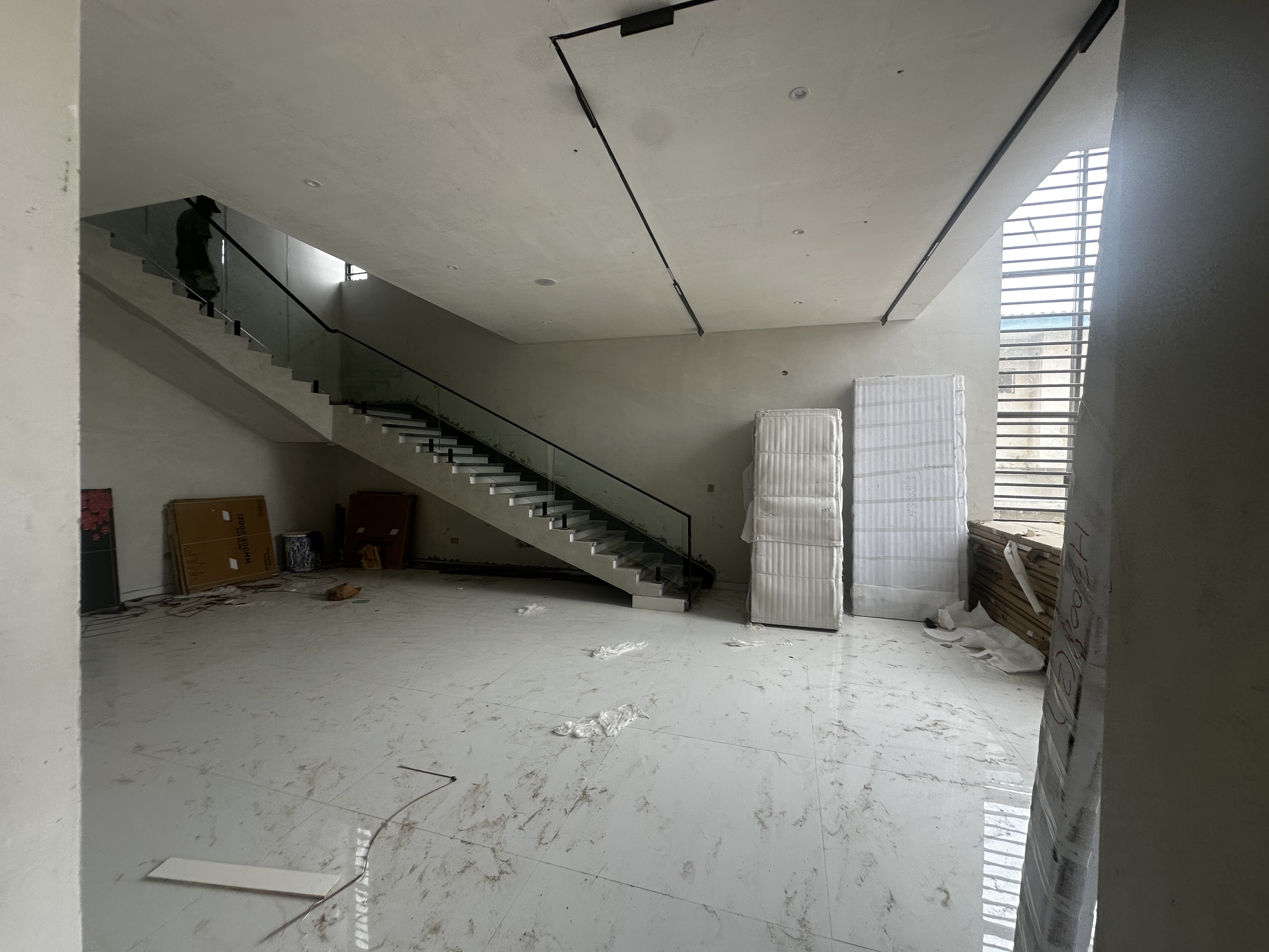Tastefully Finished 6-Bedroom Fully Detached Duplex with Pool & CCTV, image 5 of 12