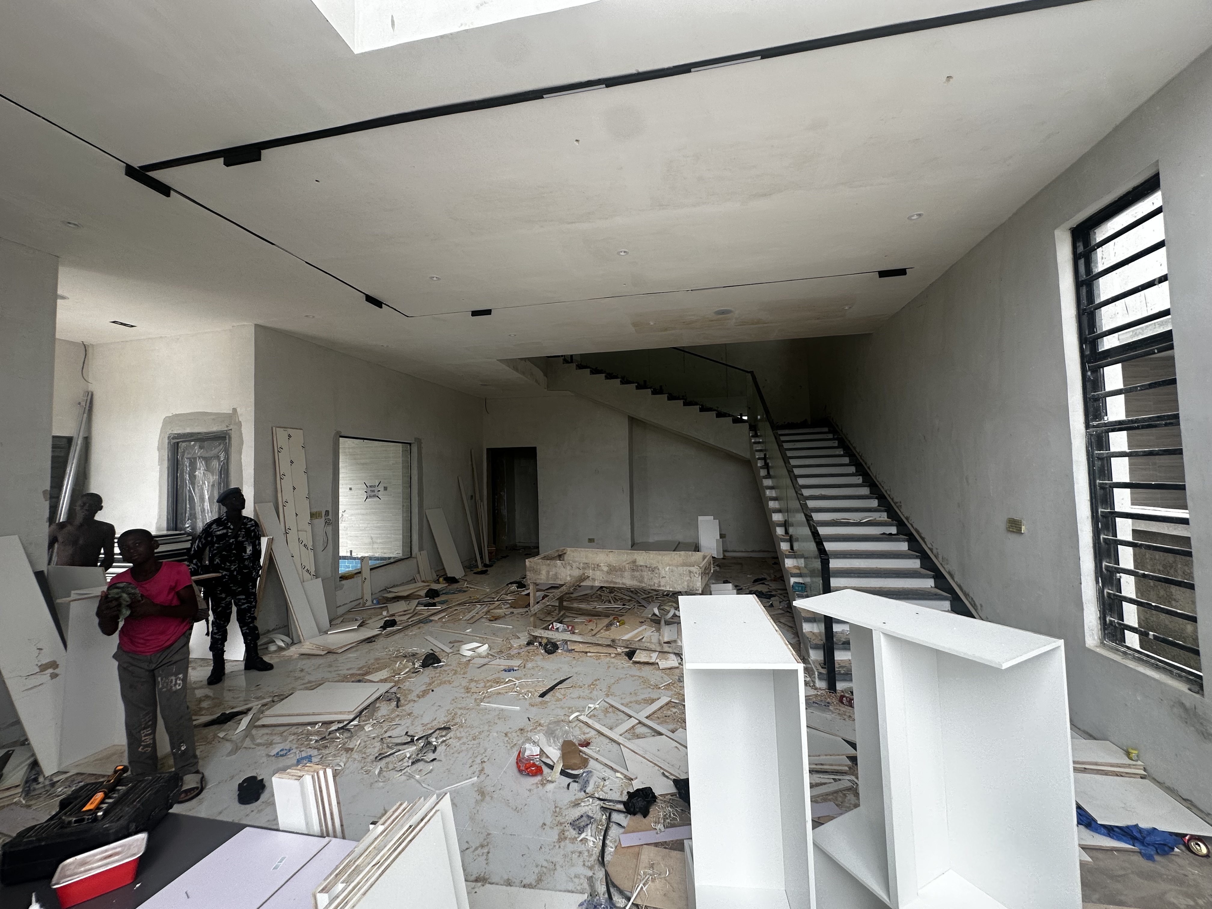 Luxury 6-Bedroom Detached Duplex with Automated Gate & Swimming Pool, image 5 of 12