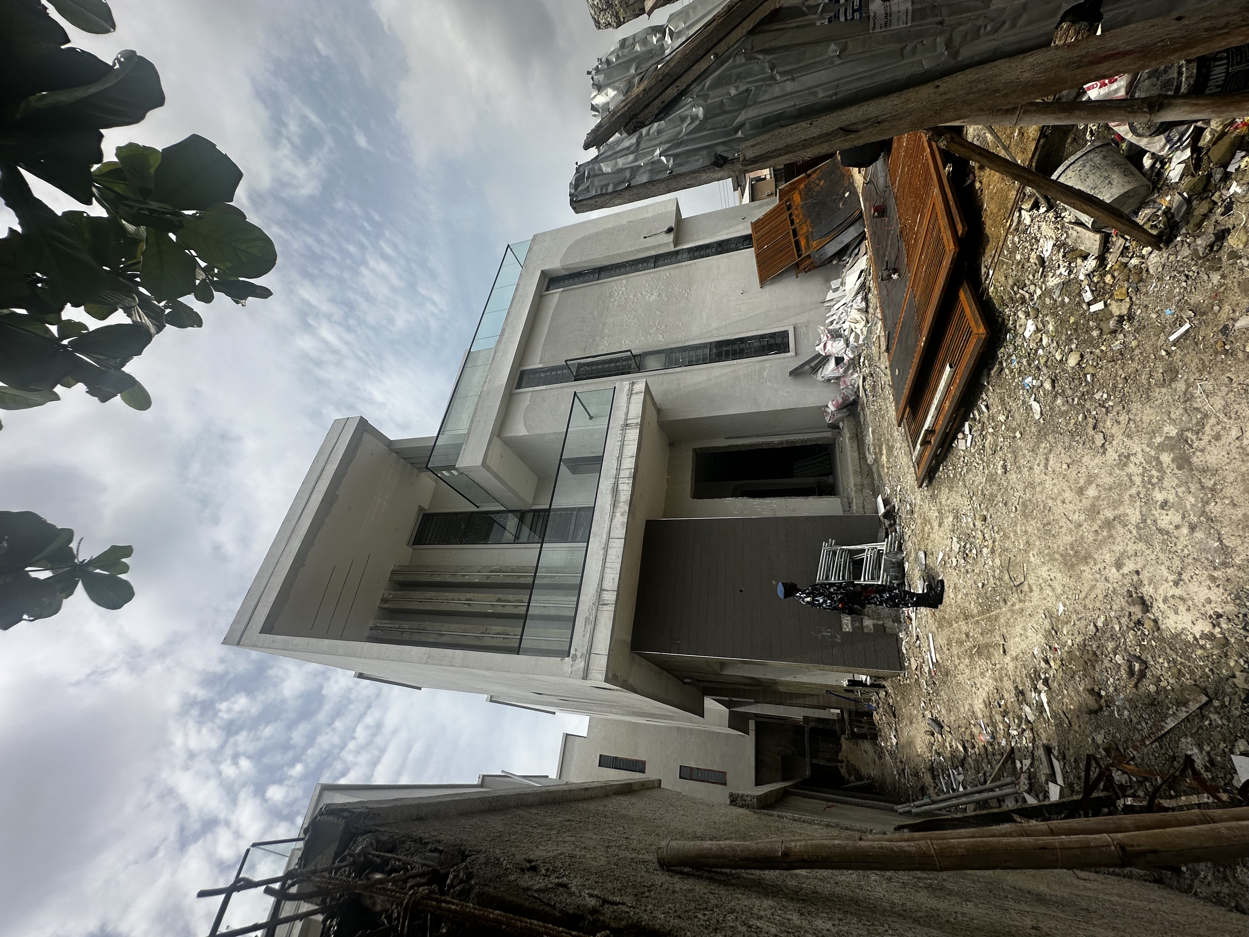 Luxury 6-Bedroom Detached Duplex with Automated Gate & Swimming Pool, image 3 of 12