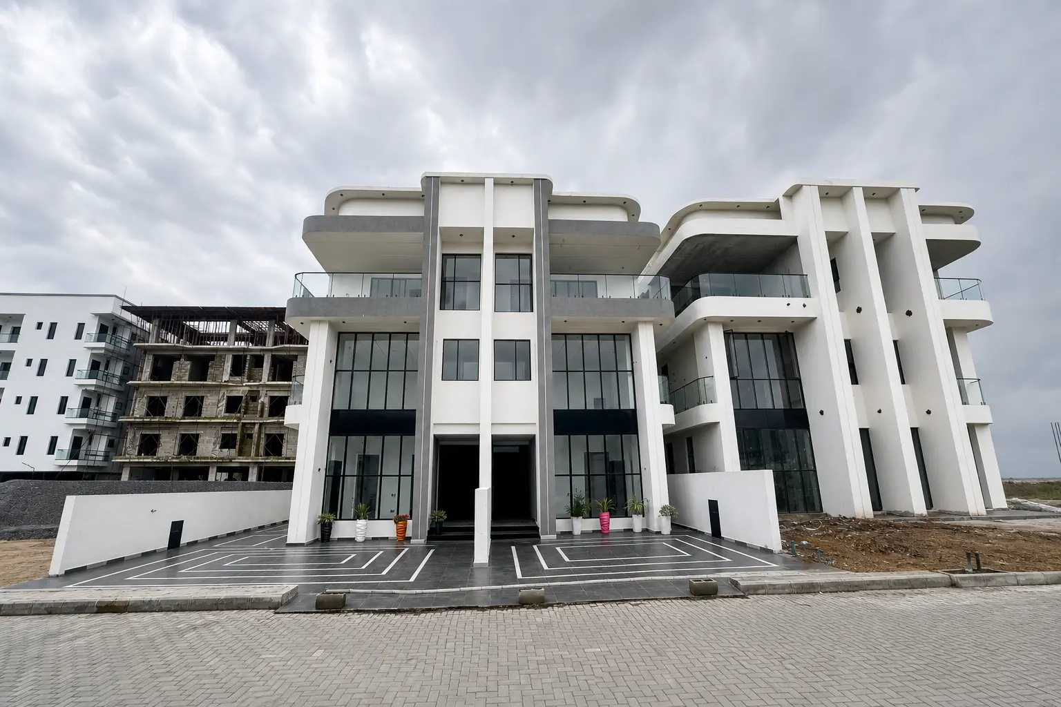 3-Storey Building - Lekki Foreshore (Attached) in Lekki Foreshore, Off Freedom Way, Lekki - homes listing for ₦750,000,000