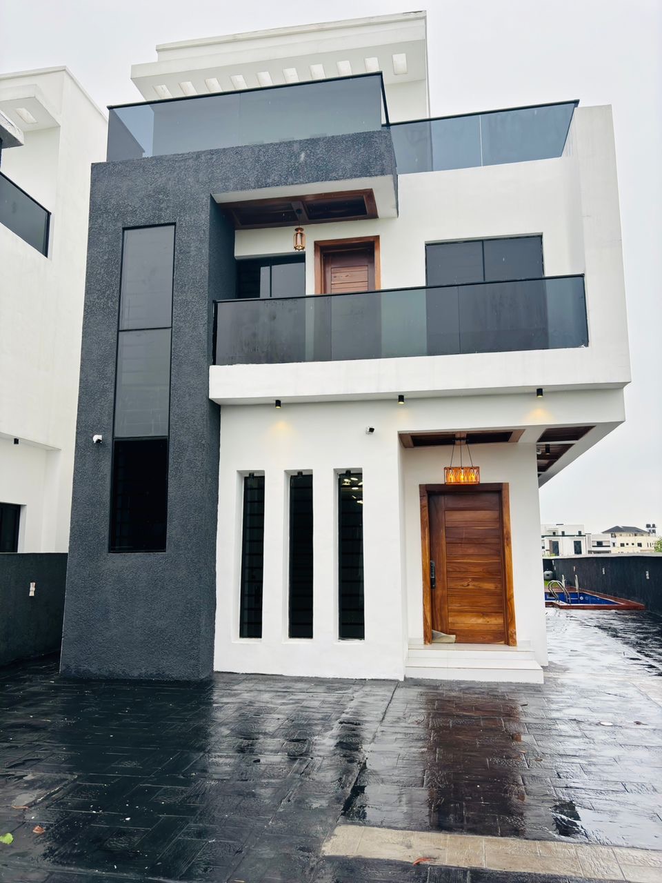 Smart 5-Bedroom Fully Detached Duplex with BQ, Cinema & Solar, image 1 of 12